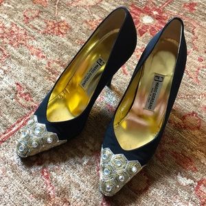 I had lowerback surgery can’t walk with heel shoes